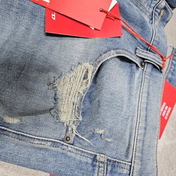 Diesel Viker Straight Button Jeans Size 40×32 NWT 007n1 - Picture 2 of 15